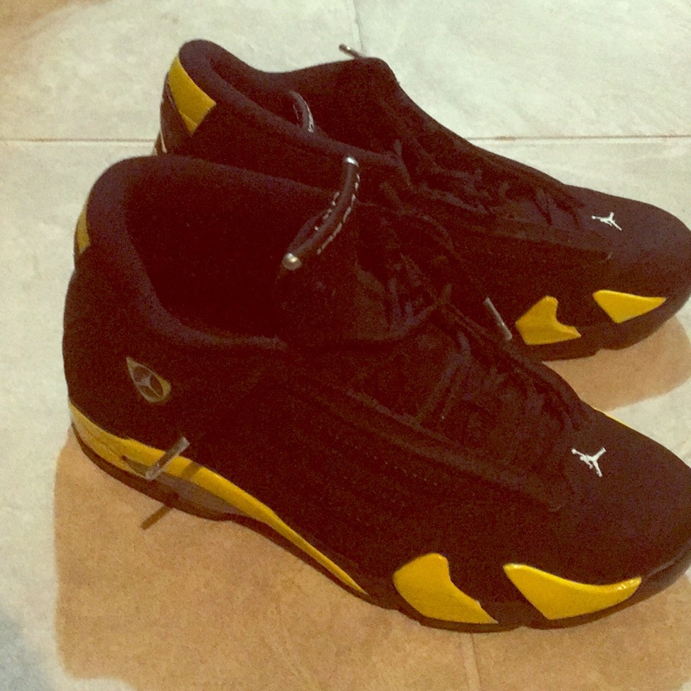 Air Jordan retro BG ‘Thunder’